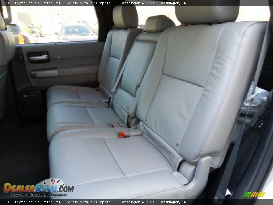 2017 Toyota Sequoia Limited 4x4 Silver Sky Metallic / Graphite Photo #11