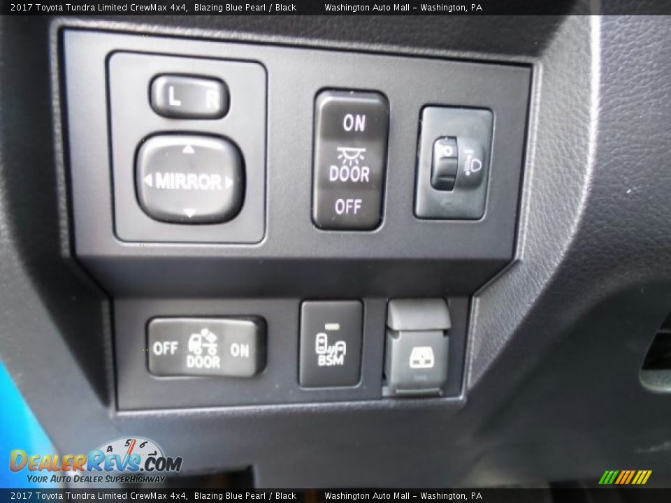 Controls of 2017 Toyota Tundra Limited CrewMax 4x4 Photo #19