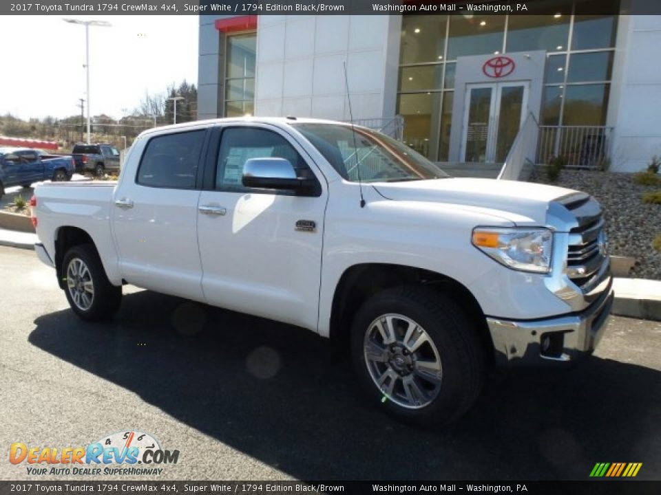 2017 Toyota Tundra 1794 CrewMax 4x4 Super White / 1794 Edition Black/Brown Photo #1