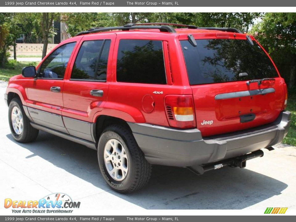 1999 Jeep Grand Cherokee Laredo 4x4 Flame Red / Taupe Photo #4