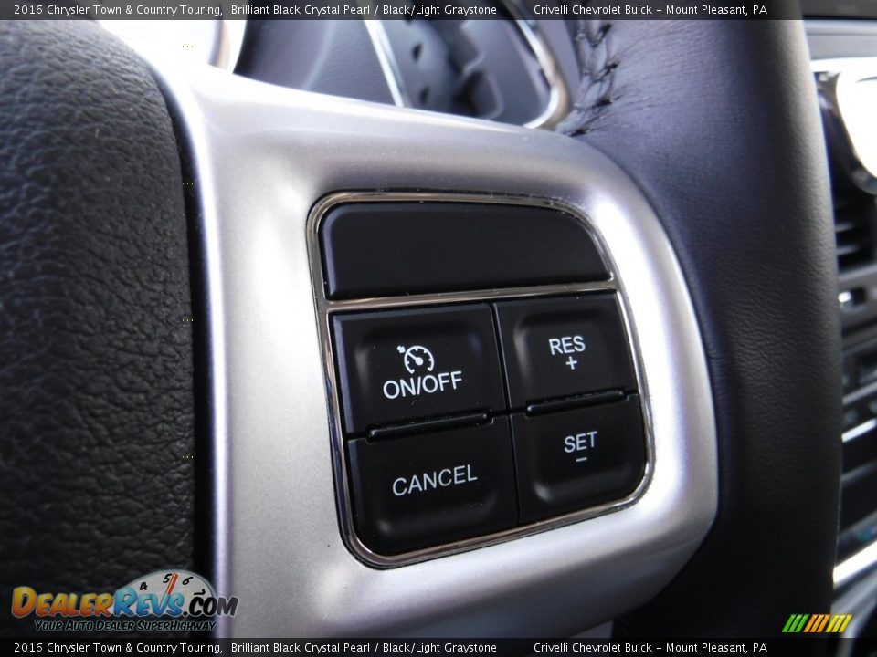 2016 Chrysler Town & Country Touring Brilliant Black Crystal Pearl / Black/Light Graystone Photo #28