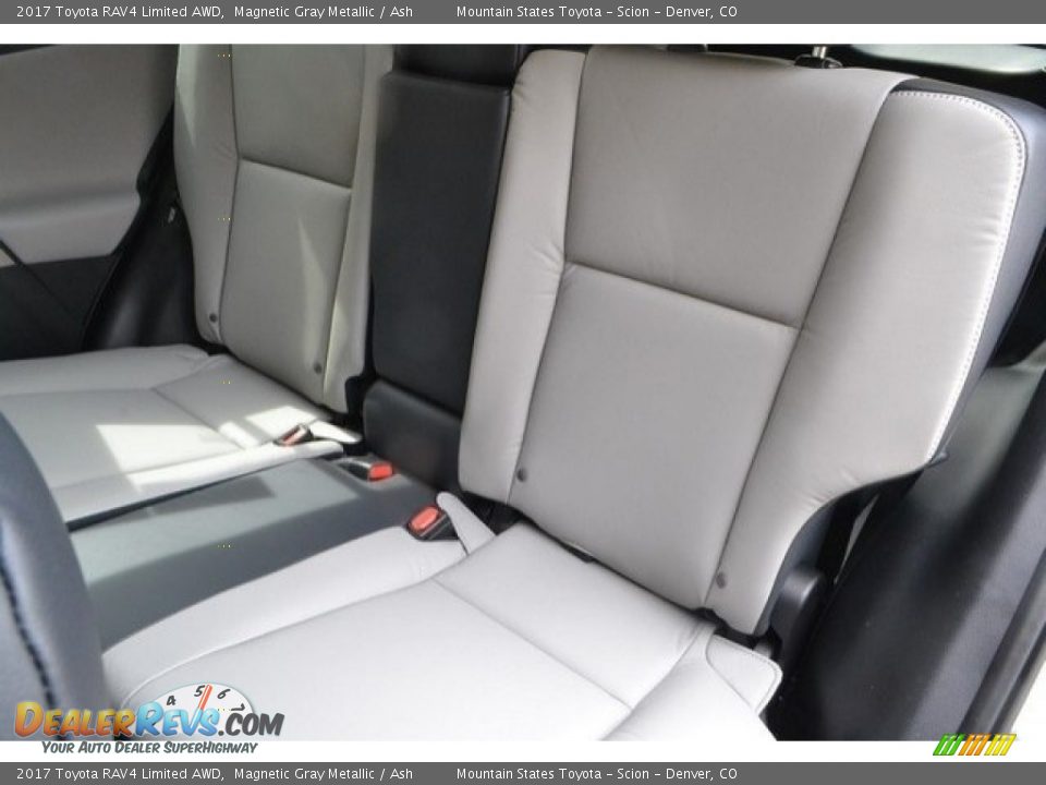 2017 Toyota RAV4 Limited AWD Magnetic Gray Metallic / Ash Photo #7