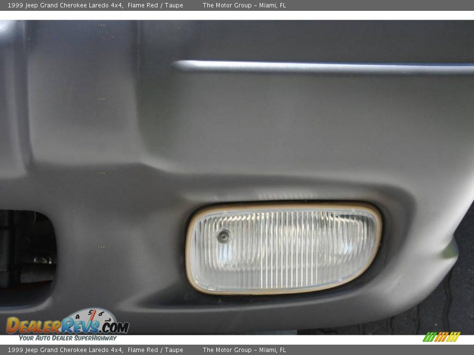 1999 Jeep Grand Cherokee Laredo 4x4 Flame Red / Taupe Photo #24
