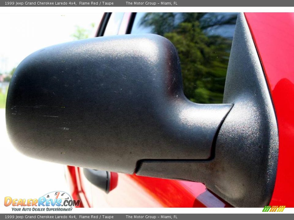 1999 Jeep Grand Cherokee Laredo 4x4 Flame Red / Taupe Photo #27