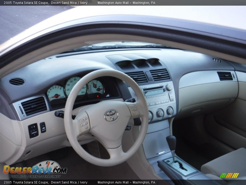 2005 Toyota Solara SE Coupe Desert Sand Mica / Ivory Photo #11