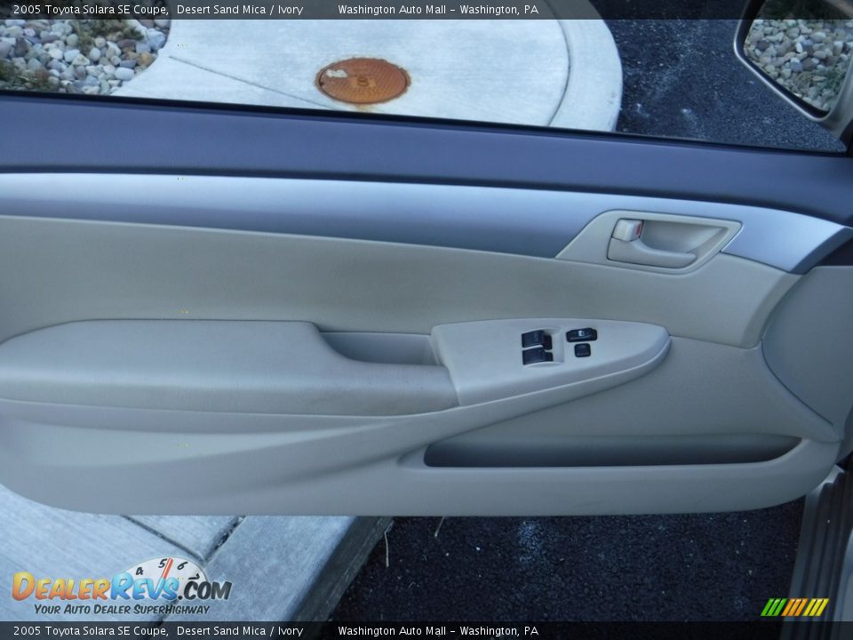 2005 Toyota Solara SE Coupe Desert Sand Mica / Ivory Photo #12