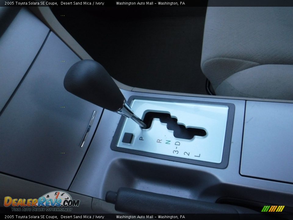 2005 Toyota Solara SE Coupe Desert Sand Mica / Ivory Photo #16