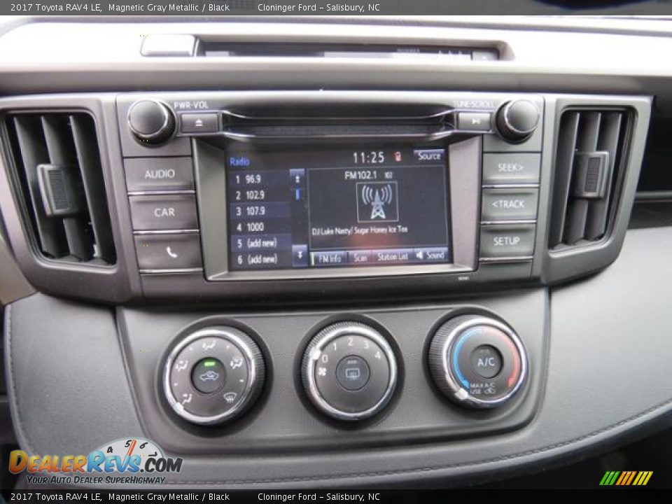2017 Toyota RAV4 LE Magnetic Gray Metallic / Black Photo #16
