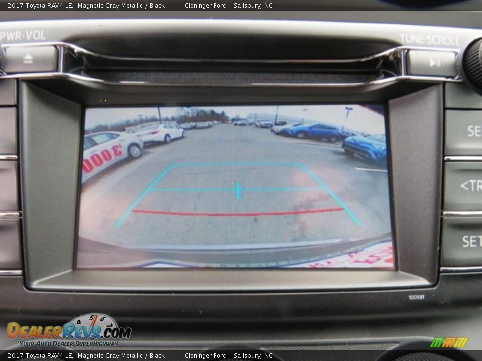 2017 Toyota RAV4 LE Magnetic Gray Metallic / Black Photo #17