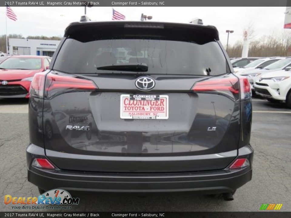 2017 Toyota RAV4 LE Magnetic Gray Metallic / Black Photo #22