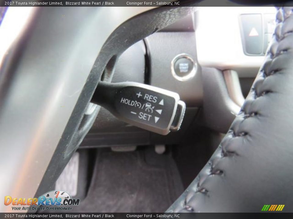 2017 Toyota Highlander Limited Blizzard White Pearl / Black Photo #17