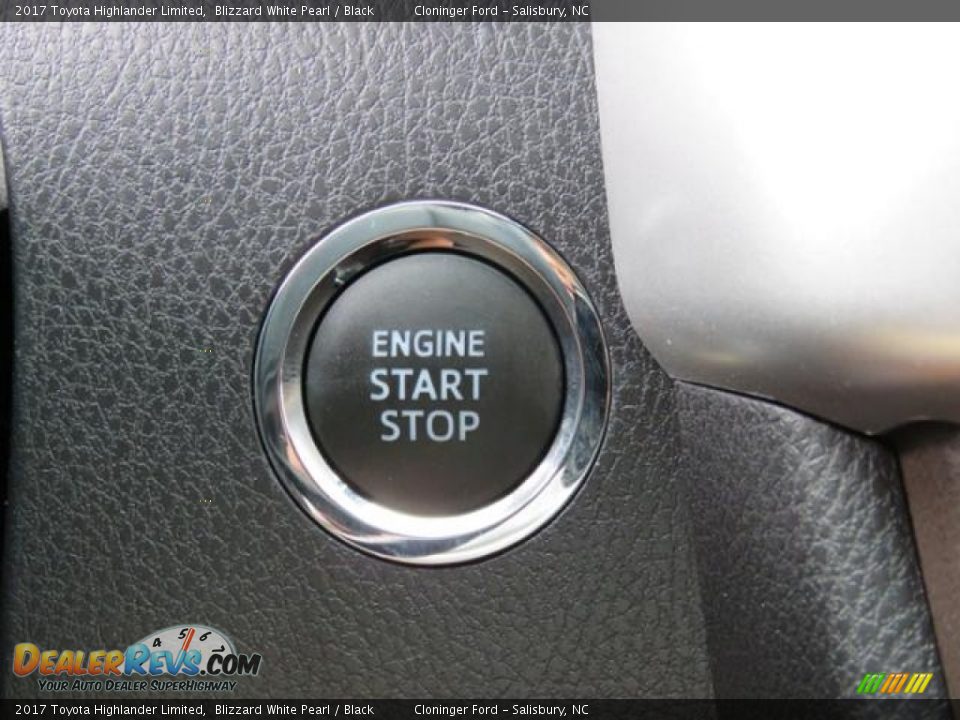 2017 Toyota Highlander Limited Blizzard White Pearl / Black Photo #20