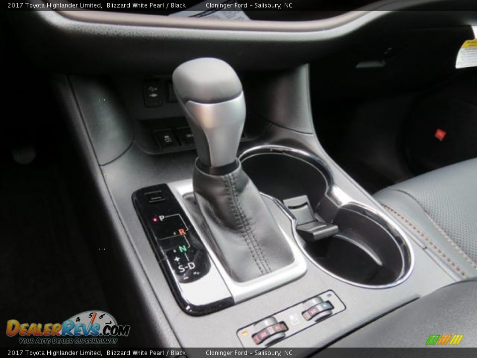 2017 Toyota Highlander Limited Blizzard White Pearl / Black Photo #23