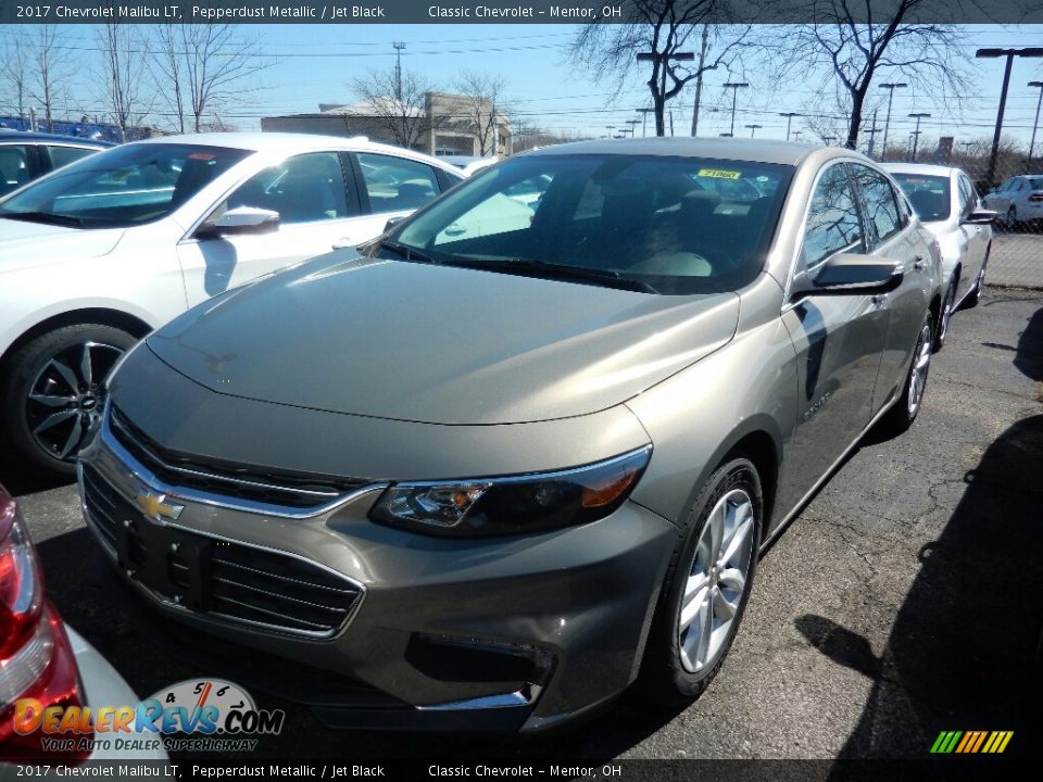 2017 Chevrolet Malibu LT Pepperdust Metallic / Jet Black Photo #1