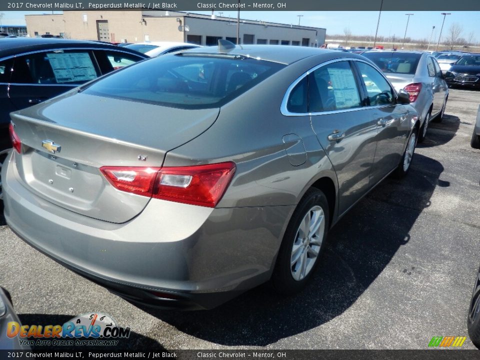 2017 Chevrolet Malibu LT Pepperdust Metallic / Jet Black Photo #4