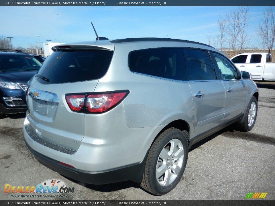 2017 Chevrolet Traverse LT AWD Silver Ice Metallic / Ebony Photo #4