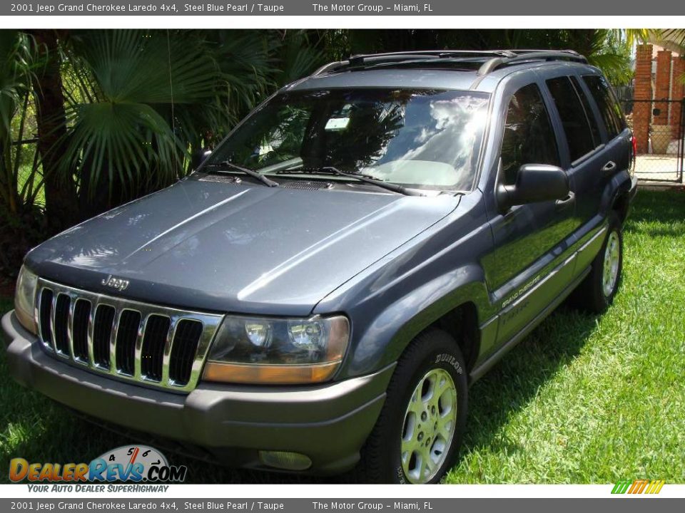 2001 Jeep Grand Cherokee Laredo 4x4 Steel Blue Pearl / Taupe Photo #25