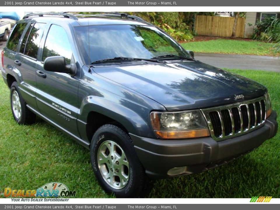 2001 Jeep Grand Cherokee Laredo 4x4 Steel Blue Pearl / Taupe Photo #28