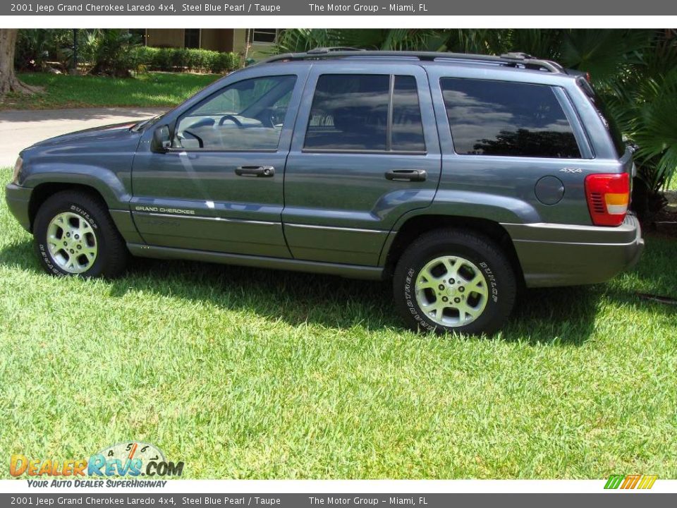 2001 Jeep Grand Cherokee Laredo 4x4 Steel Blue Pearl / Taupe Photo #31