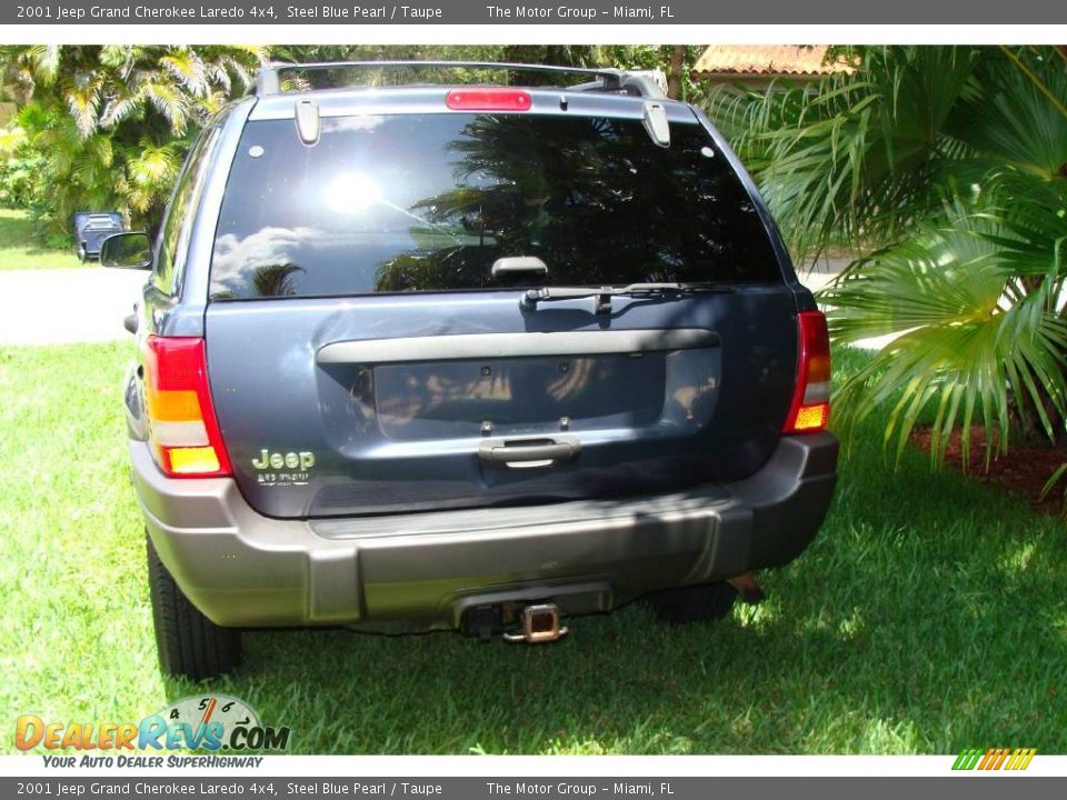 2001 Jeep Grand Cherokee Laredo 4x4 Steel Blue Pearl / Taupe Photo #32