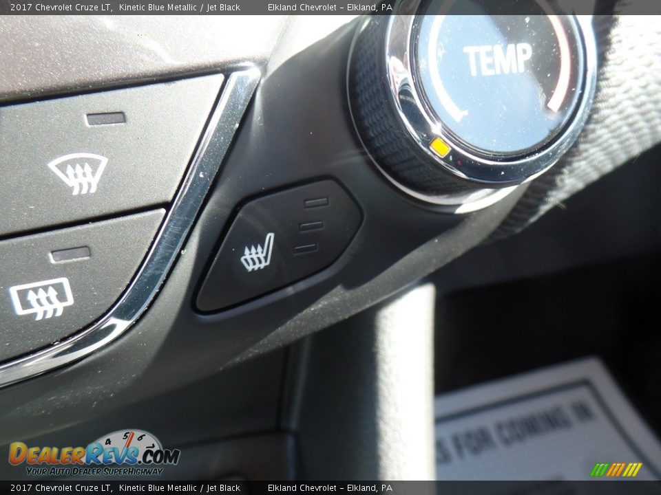 2017 Chevrolet Cruze LT Kinetic Blue Metallic / Jet Black Photo #32