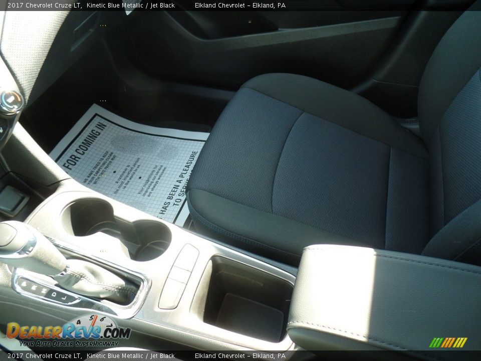 2017 Chevrolet Cruze LT Kinetic Blue Metallic / Jet Black Photo #34