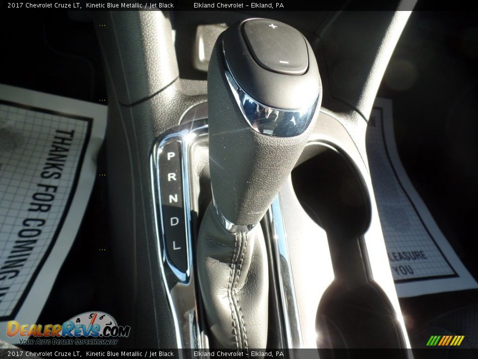 2017 Chevrolet Cruze LT Kinetic Blue Metallic / Jet Black Photo #35
