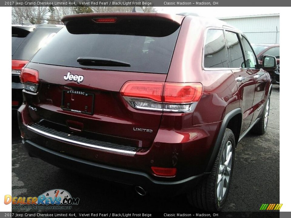 2017 Jeep Grand Cherokee Limited 4x4 Velvet Red Pearl / Black/Light Frost Beige Photo #2