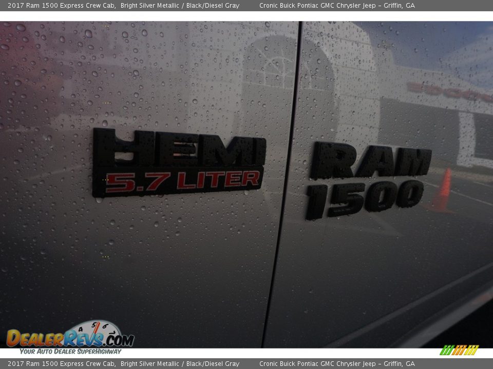2017 Ram 1500 Express Crew Cab Bright Silver Metallic / Black/Diesel Gray Photo #13