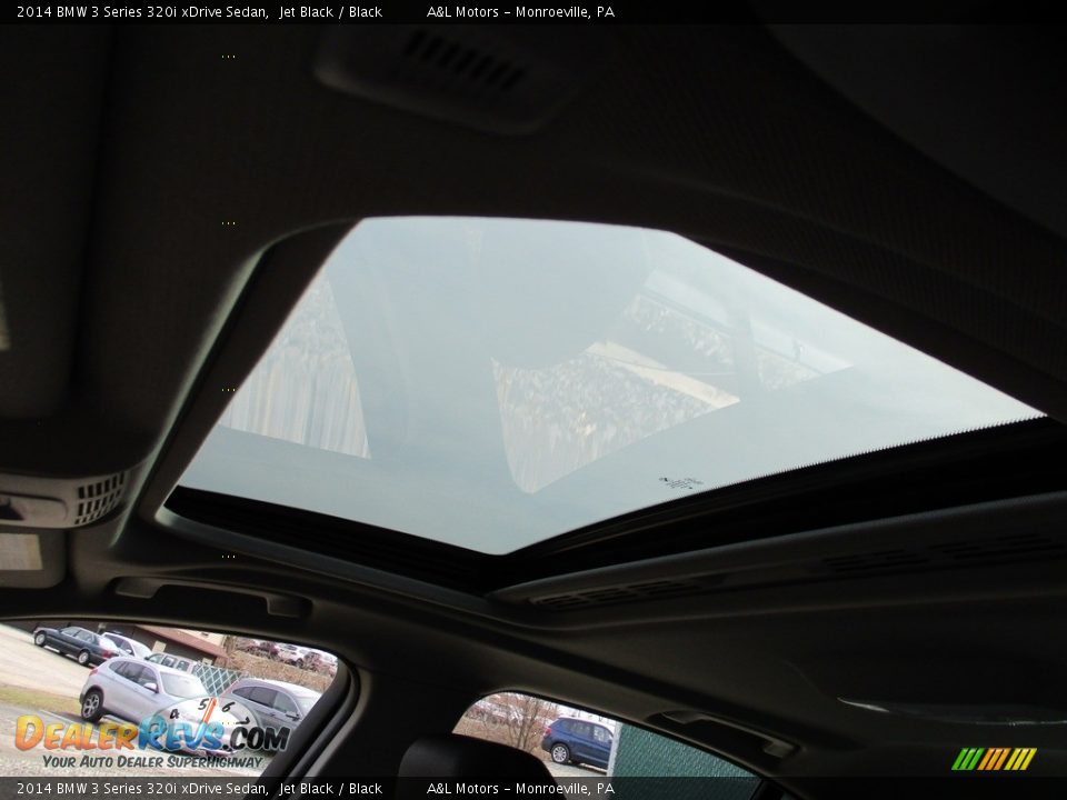 2014 BMW 3 Series 320i xDrive Sedan Jet Black / Black Photo #11