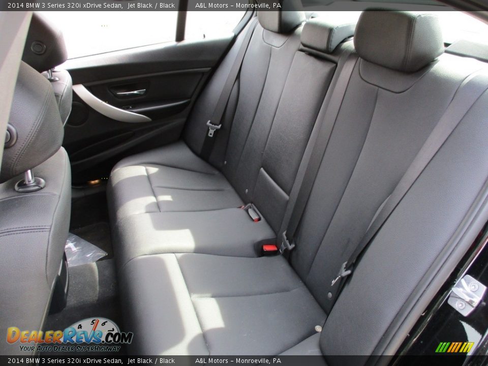 2014 BMW 3 Series 320i xDrive Sedan Jet Black / Black Photo #14