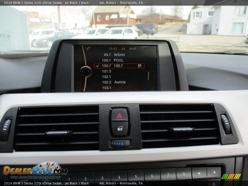 2014 BMW 3 Series 320i xDrive Sedan Jet Black / Black Photo #18