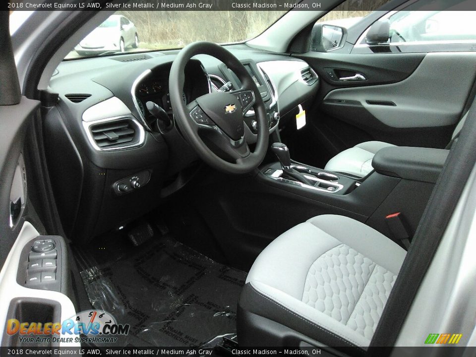Medium Ash Gray Interior - 2018 Chevrolet Equinox LS AWD Photo #4