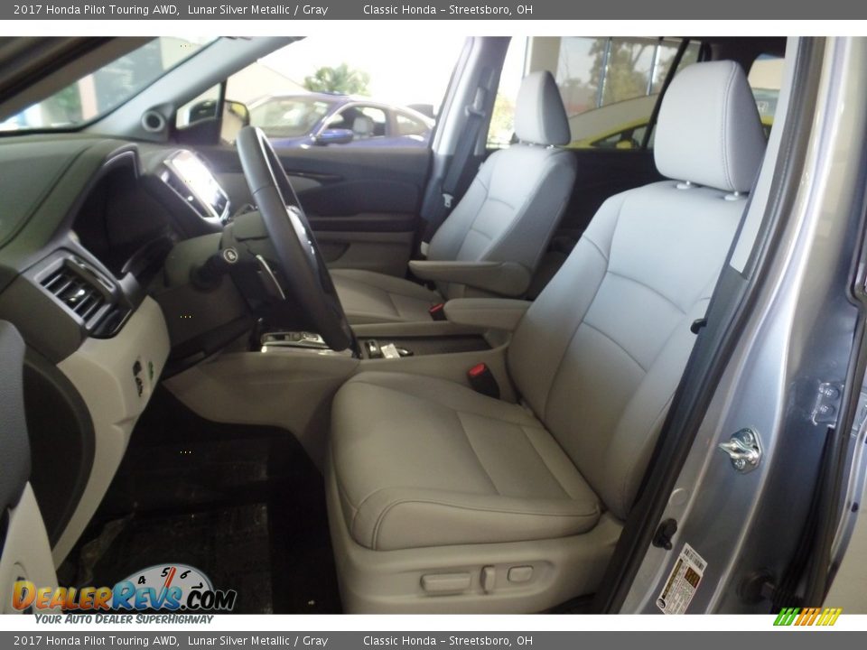 2017 Honda Pilot Touring AWD Lunar Silver Metallic / Gray Photo #6
