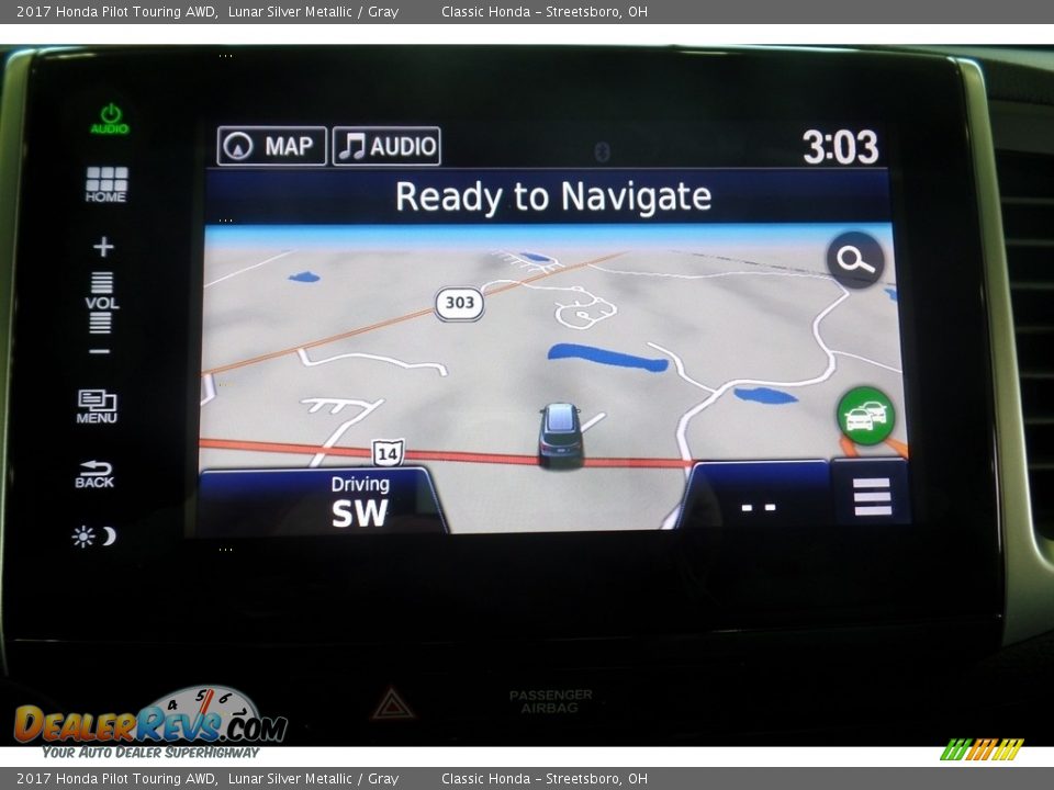 2017 Honda Pilot Touring AWD Lunar Silver Metallic / Gray Photo #14