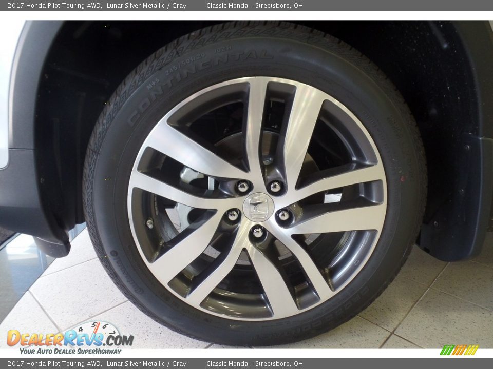 2017 Honda Pilot Touring AWD Lunar Silver Metallic / Gray Photo #18