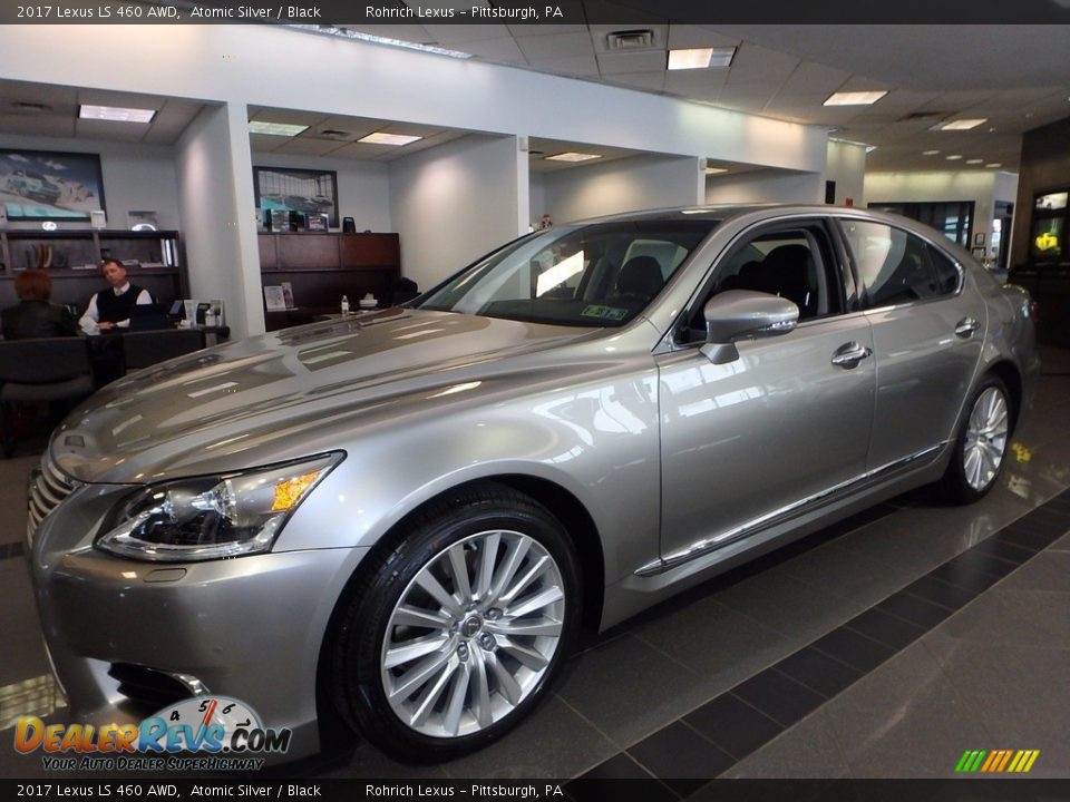 Front 3/4 View of 2017 Lexus LS 460 AWD Photo #4