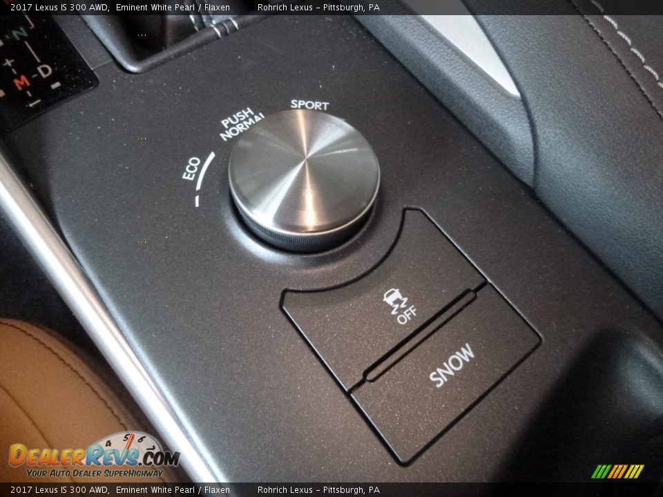 2017 Lexus IS 300 AWD Eminent White Pearl / Flaxen Photo #14