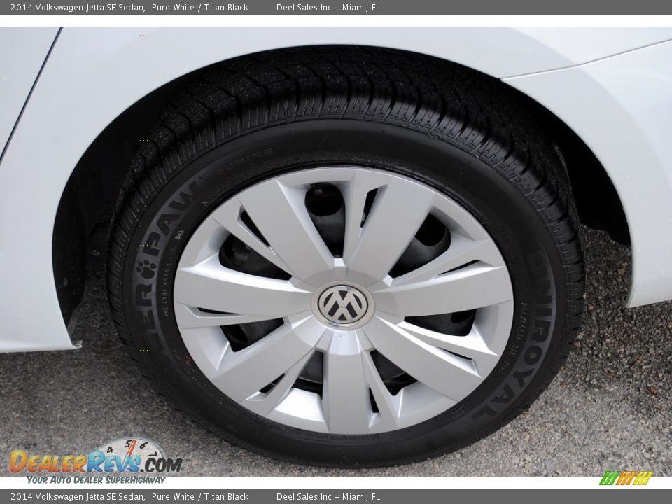 2014 Volkswagen Jetta SE Sedan Pure White / Titan Black Photo #11