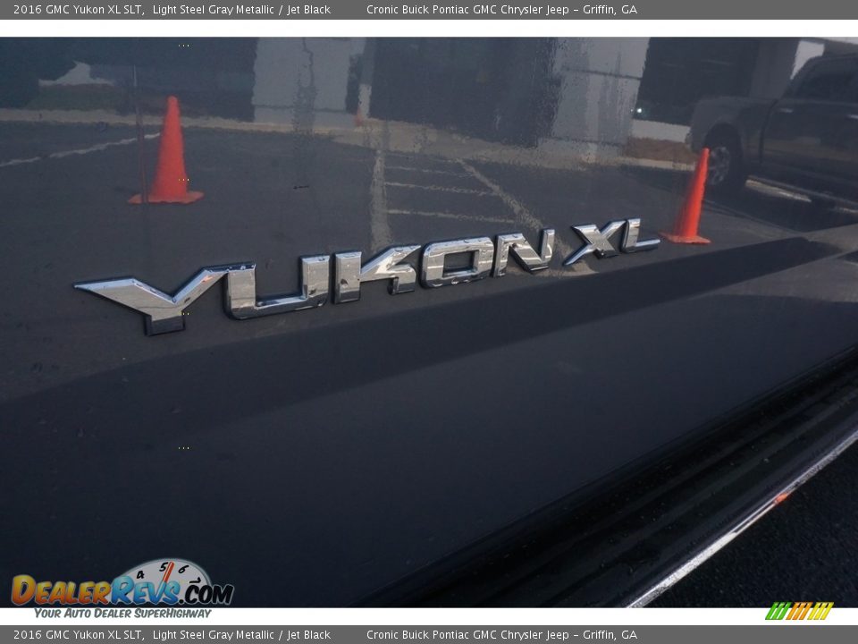 2016 GMC Yukon XL SLT Light Steel Gray Metallic / Jet Black Photo #14
