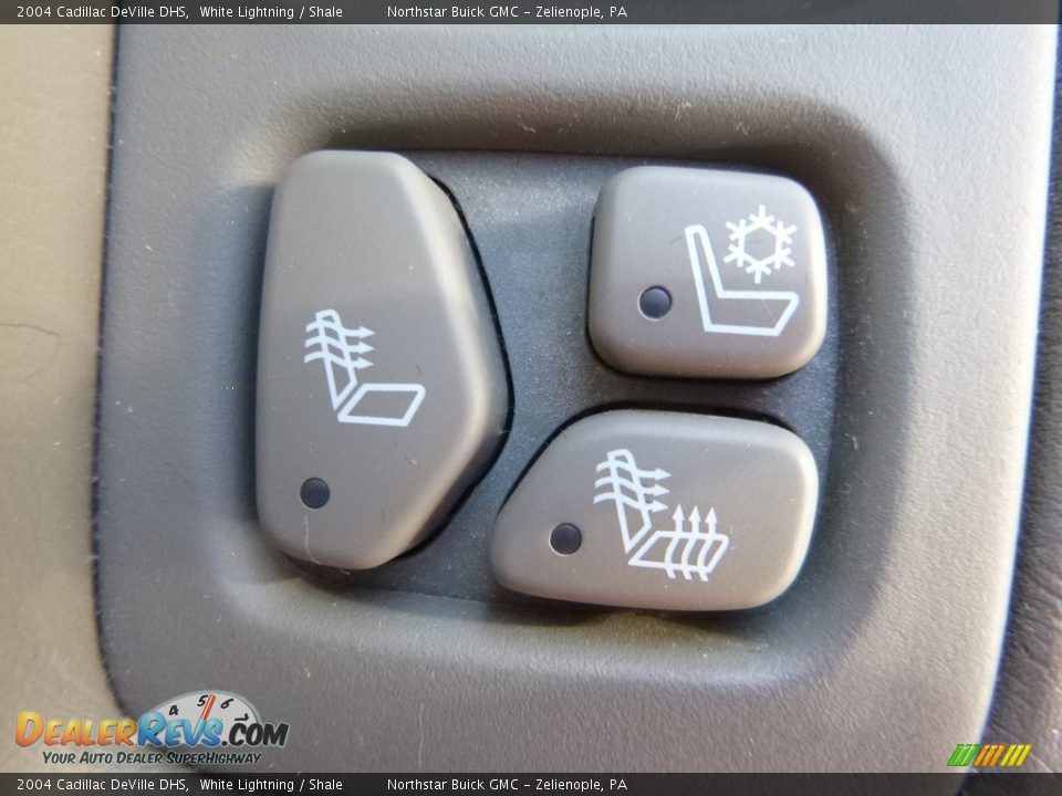 2004 Cadillac DeVille DHS White Lightning / Shale Photo #18
