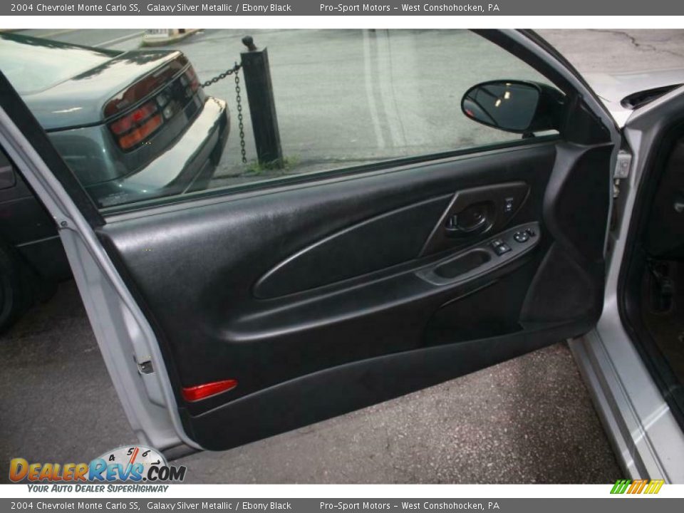 2004 Chevrolet Monte Carlo SS Galaxy Silver Metallic / Ebony Black Photo #20