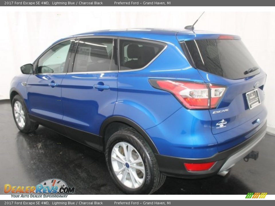 2017 Ford Escape SE 4WD Lightning Blue / Charcoal Black Photo #24