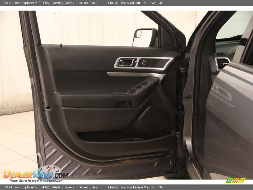 2014 Ford Explorer XLT 4WD Sterling Gray / Charcoal Black Photo #4