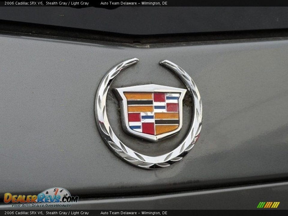 2006 Cadillac SRX V6 Stealth Gray / Light Gray Photo #35