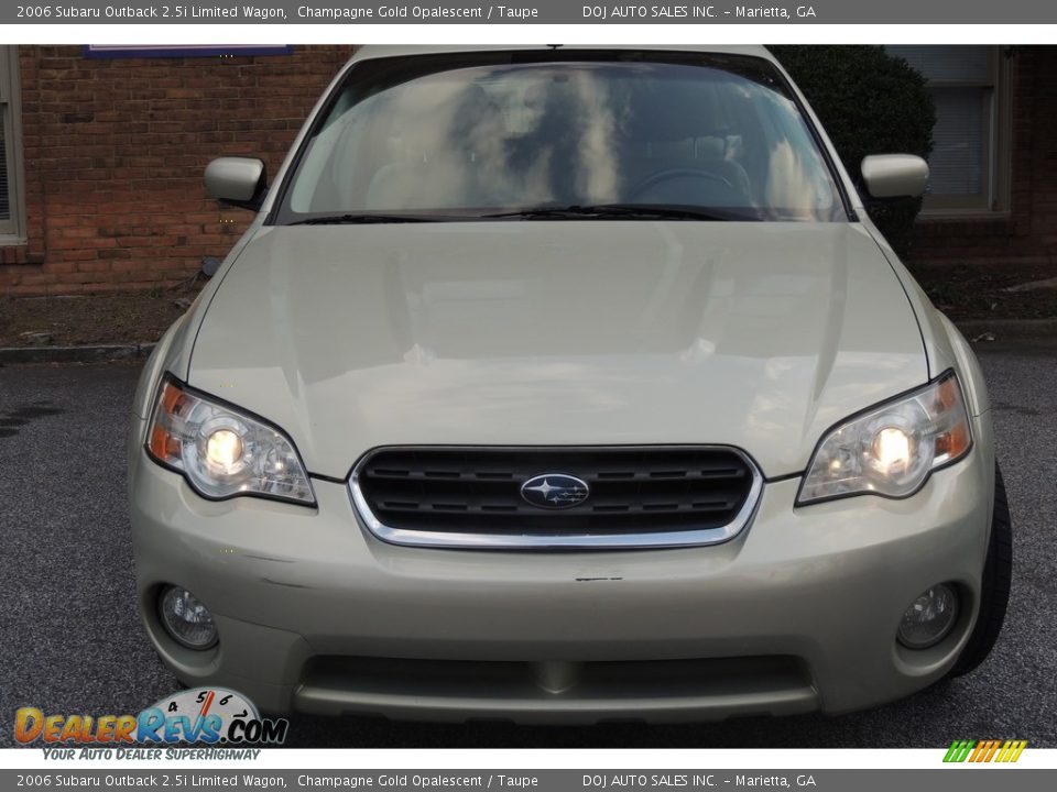 2006 Subaru Outback 2.5i Limited Wagon Champagne Gold Opalescent / Taupe Photo #2