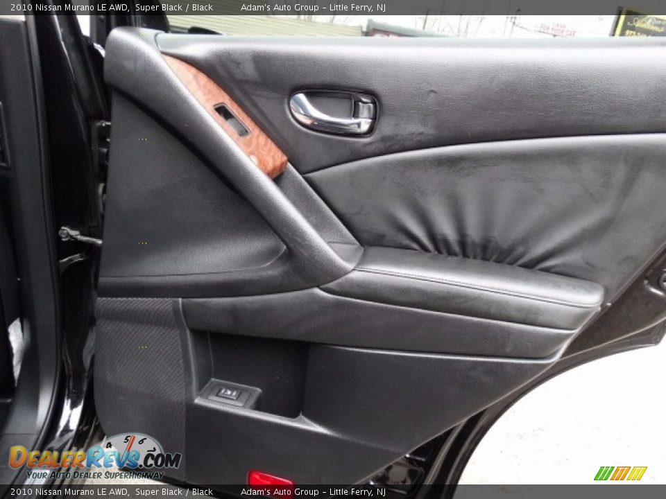 2010 Nissan Murano LE AWD Super Black / Black Photo #35