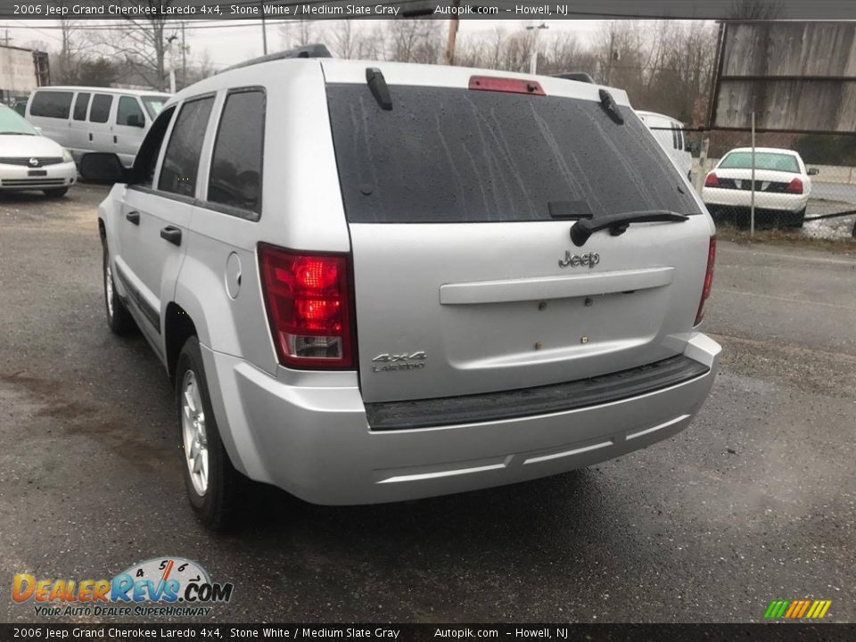 2006 Jeep Grand Cherokee Laredo 4x4 Stone White / Medium Slate Gray Photo #5
