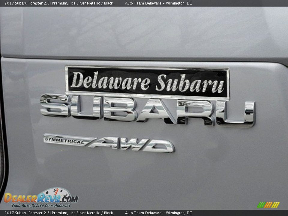 2017 Subaru Forester 2.5i Premium Ice Silver Metallic / Black Photo #28