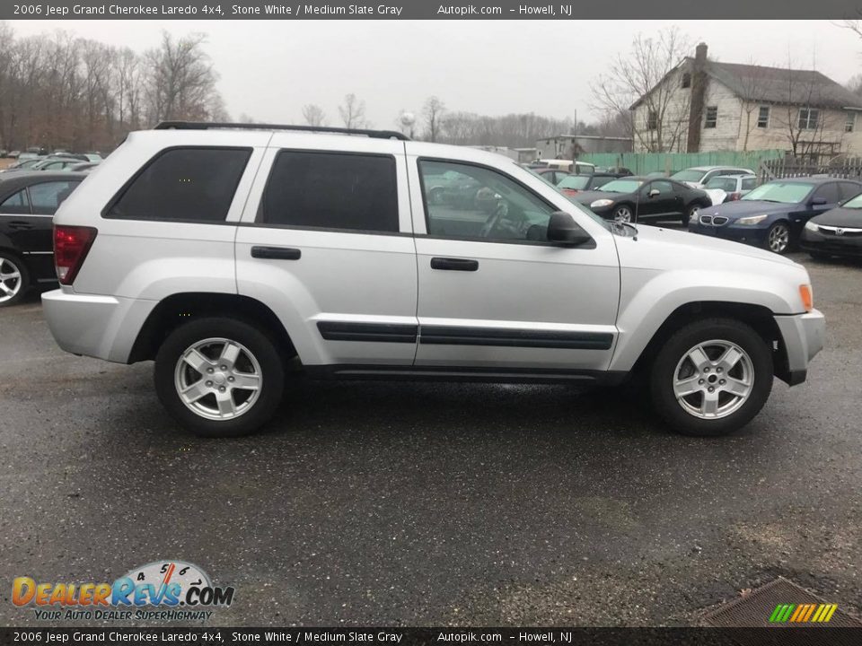 2006 Jeep Grand Cherokee Laredo 4x4 Stone White / Medium Slate Gray Photo #9